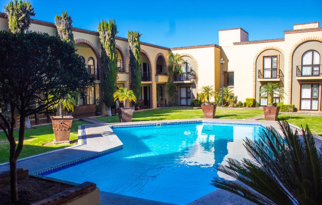 Hotel Villa Capri Morelia Exterior photo